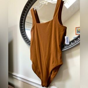 Old Navy Square-Neck Bodysuit Sz Medium